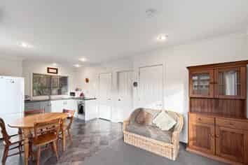 74 Stout Street, Whataupoko