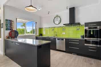 84 Sandford Road, Ruakaka