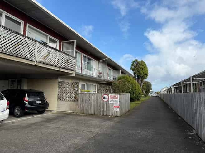 14/56 View Road, Mount Eden