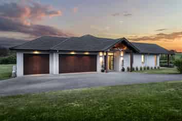 166J Postman Road, Dairy Flat