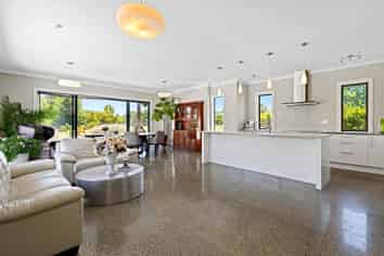 166J Postman Road, Dairy Flat