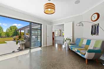 166J Postman Road, Dairy Flat
