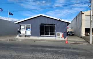 REFURBISHED | PROFILE LOCATION | GROSS LEASE