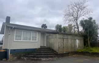 8 Boundary road, Clover Park