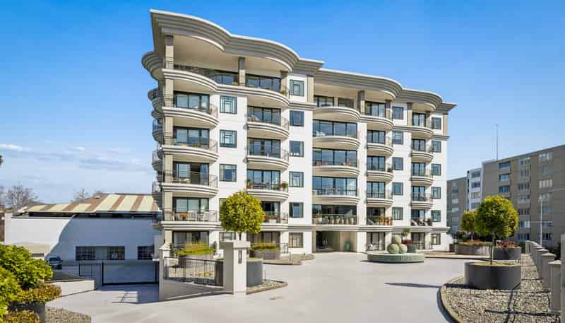 4D/118 Gladstone Road, Parnell