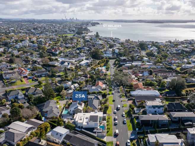 25A Bay Road, Saint Heliers