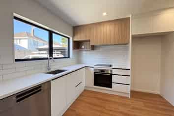 7/38 Roseman Avenue , Mount Roskill