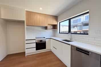4/38 Roseman Avenue, Mount Roskill