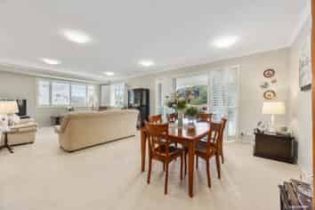84 Eaves Bush Parade, Orewa