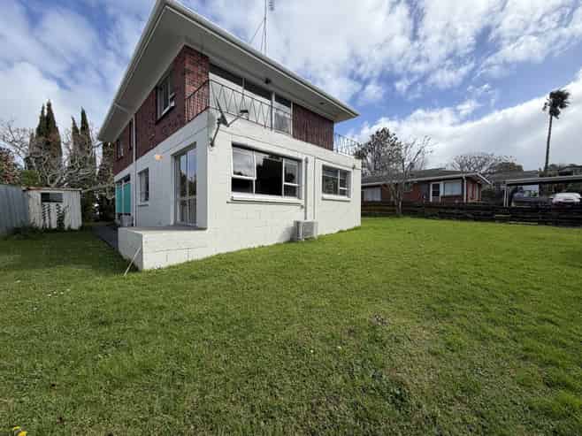 2/16 Cotton Street, Saint Johns