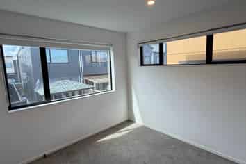 20 Rana Road, Flat Bush