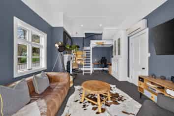 32 Godley Quay, Lyttelton