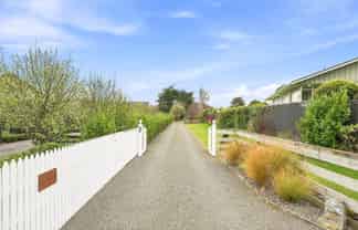 8a Tirimoana Place, Otamatea