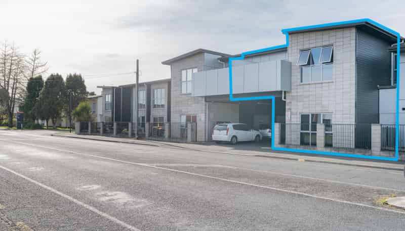 4/100 Knighton Road, Hillcrest