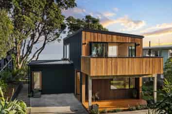 95 Waitea Road, Muriwai