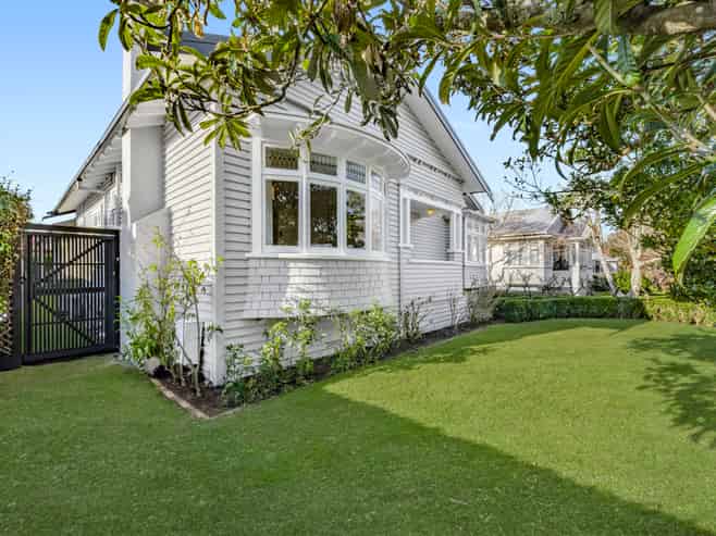 19 Pukehana Avenue, Epsom
