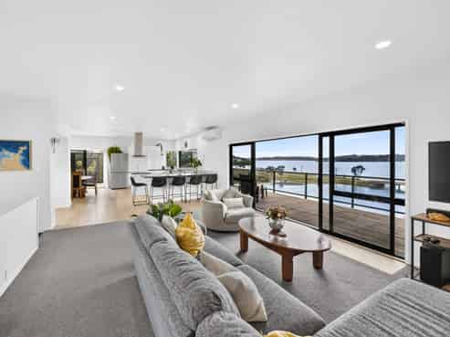 9 Paihia Road, Paihia