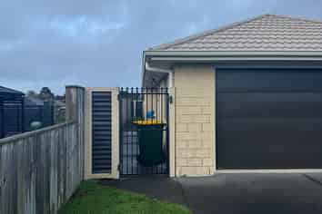 2 Bianca Crescent, Stratford