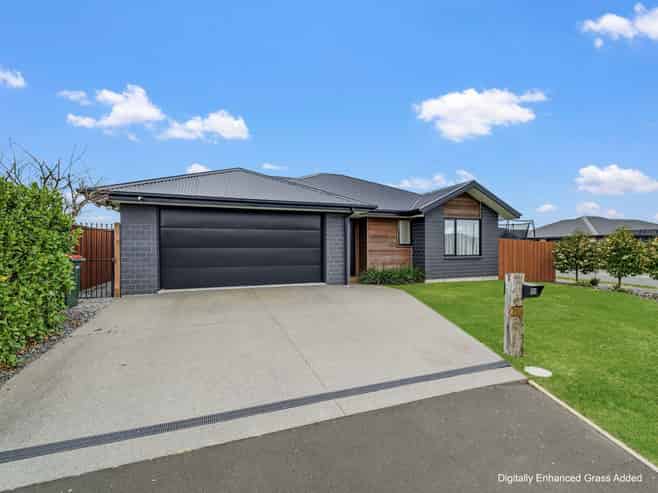 93 Sunline Avenue, Lincoln