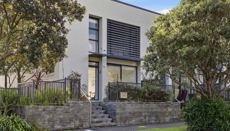 39 Bluegrey Avenue, Stonefields