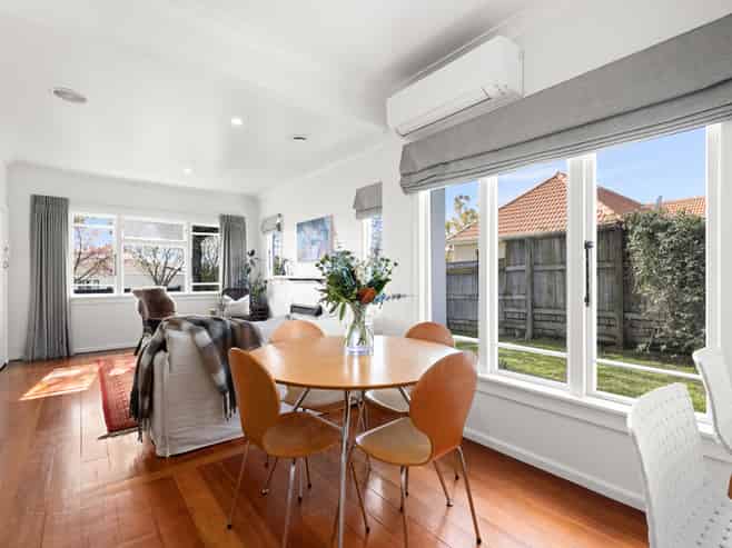12 Chambers Street, Havelock North