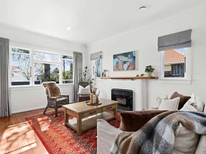 12 Chambers Street, Havelock North