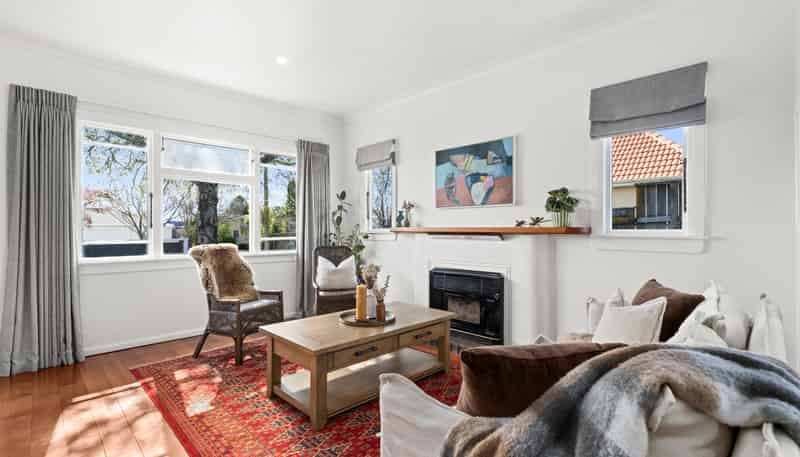 12 Chambers Street, Havelock North