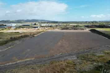 INDUSTRIAL YARD OPTIONS FROM 4,000M² TO 20,000M²
