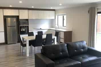 5/7B Nevada Road, Silverdale