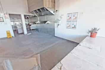 52M² TAKEAWAY SHOP IN PAPATOETOE
