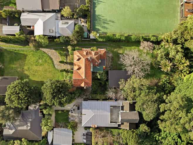 191 and 19 Muritai Road, Eastbourne
