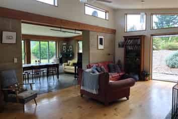 8 Rinsary Lane, Lake Hawea