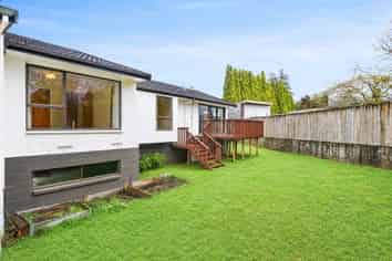 12A Lorraine Place, Glenview