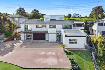 70 Waldorf Crescent, Orewa