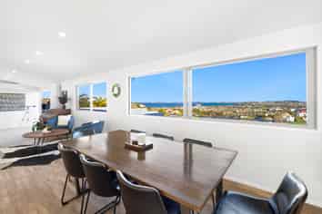 70 Waldorf Crescent, Orewa
