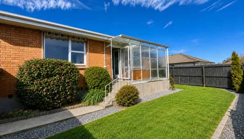 90 Roberta Drive, Somerfield
