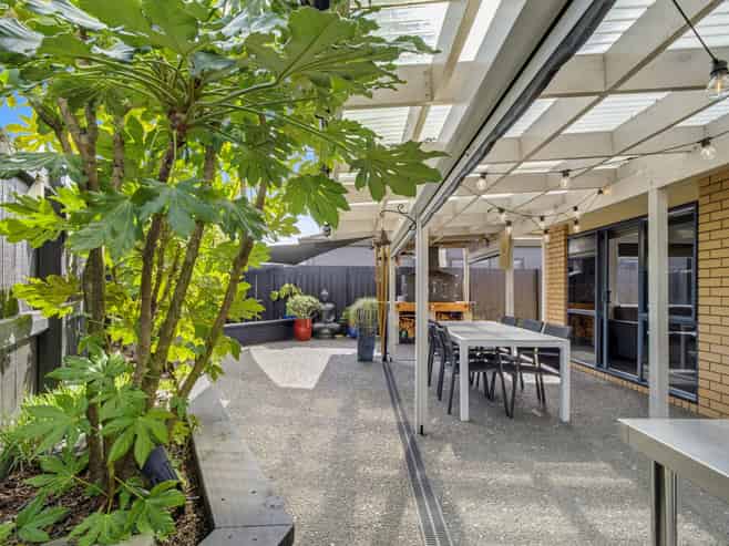 16A Bullmore Place, Pukehangi