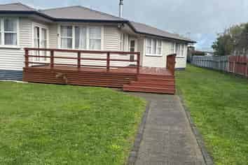 98 Cockburn Street, Masterton