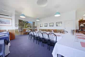 The Rotherham Hotel: Country Hospitality 