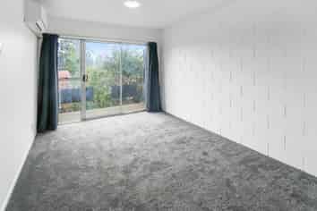 11/10 Hutton Street, Otahuhu