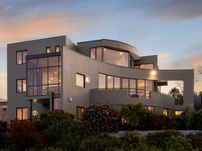 72 Glenstrae Road, Redcliffs