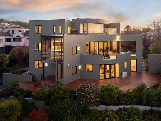 72 Glenstrae Road, Redcliffs