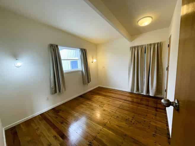 103 Dowse Drive, Maungaraki