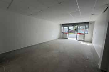 Versatile Corner Retail Shop at Favona Road