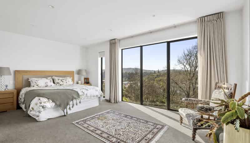 33 Lakewood Lane, Cambridge