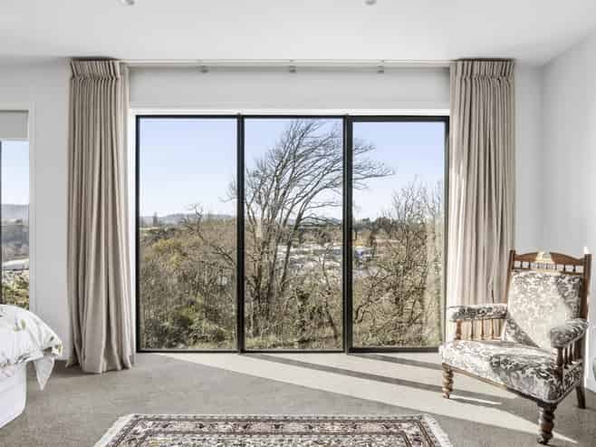33 Lakewood Lane, Cambridge