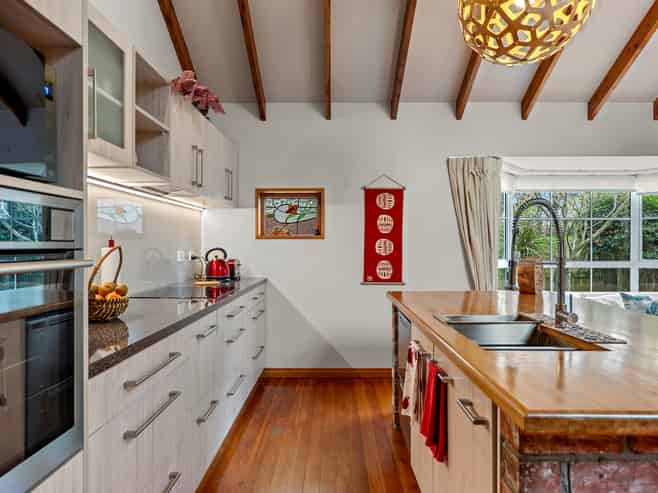 4B Rubens Place, Burnside