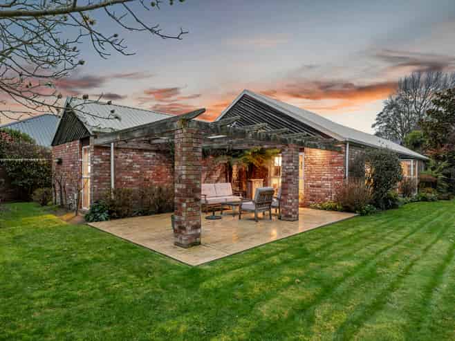 4B Rubens Place, Burnside