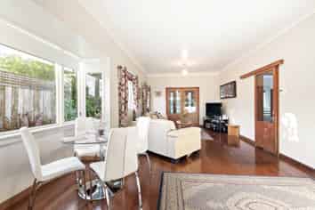 65 Tiverton Road, Avondale