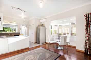 65 Tiverton Road, Avondale